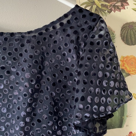 LOFT blouse - Picture 2 of 2